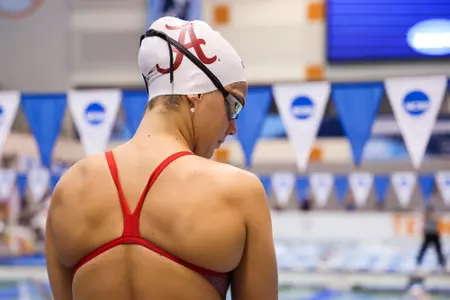 Alabama swimmer Rhyan White during warmups before the NCAA National Championships at Allan Jones Intercollegiate Aquatic Center in Knoxville, TN on Tuesday, Mar 14, 2023.