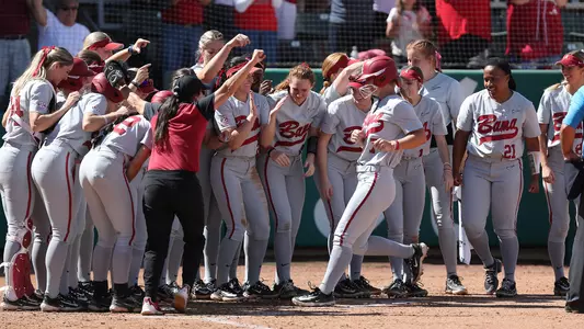 Alabama Softball team celebrates a Bailey Dowling home run vs. Robert Morris (March 4, 2023)