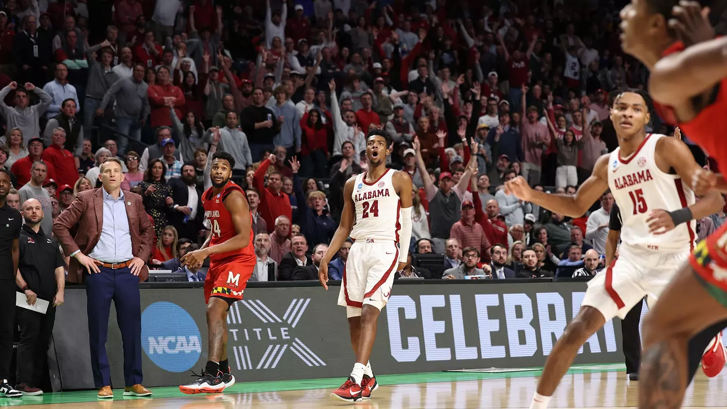 mensbasketball-action-20230318BrandonMiller