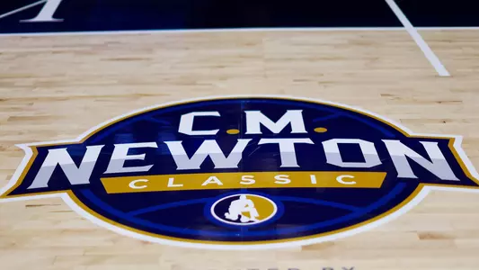 mensbasketball-action-CMNewtonCourt-121722
