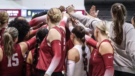 Alabama volleyball team huddle pregame vs. Mississippi State (Sept. 24, 2023)