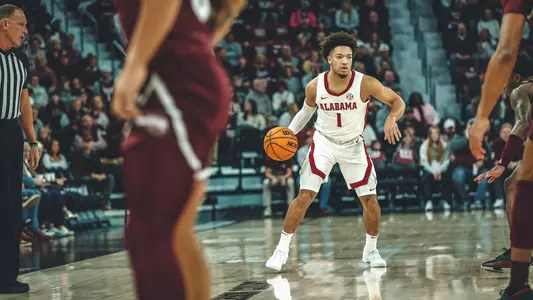 Mark Sears Dribbling at Mississippi State