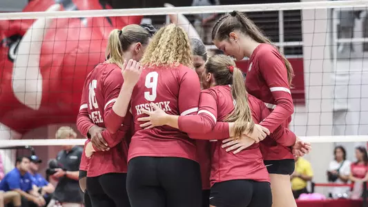 Alabama volleyball team huddle vs. Arkansas (Oct. 13, 2024)
