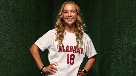 Maddie Padelski Green Screen