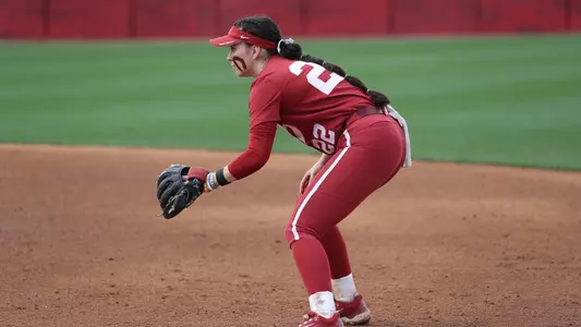 Alabama softball player Kali Heivilin playing second base.