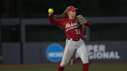 Alabama softball player Kenleigh Cahalan (31) playing shortstop against Kentucky.