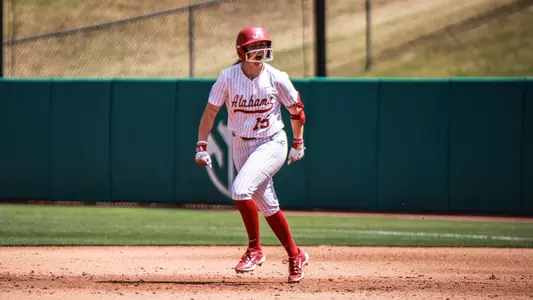 Kendal Clark (15) celebrates as she rounds the bases after a home run vs. Ole Miss (April 7, 2024)