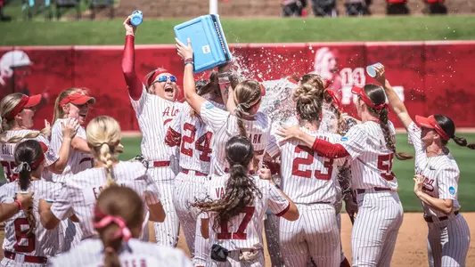 Alabama softball players celebrate winning NCAA Regionals vs. Southeastern (May 19, 2024)