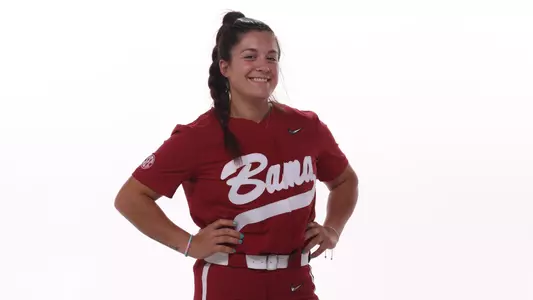 Alabama softball transfer Alexis Pupillo