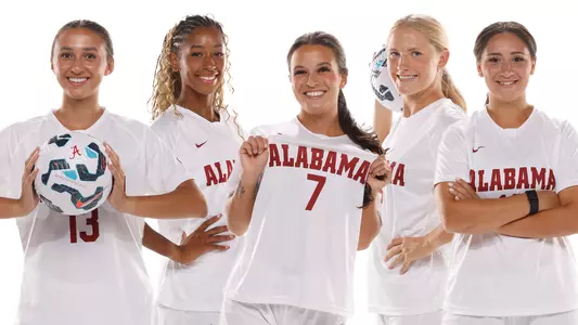 Leah Kunde, Gianna Paul, Nadia Ramadan, Melina Rebimbas and Gessica Skorka on a white screen back drop