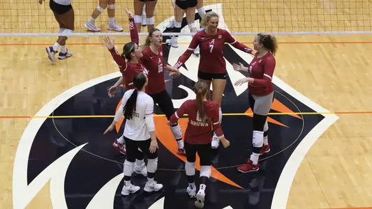 Alabama volleyball players celebrate a point vs. Central Arkansas (Sept. 14, 2024)