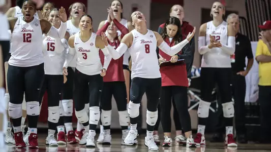 Lindsey Brown (8) celebrates after a points vs. North Alabama (Sept. 18, 2024)