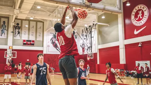 Mouhamed Dioubate Dunk at 9-26 Practice