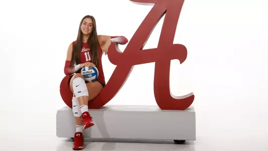 Incoming Alabama volleyball transfer Lily Gervase