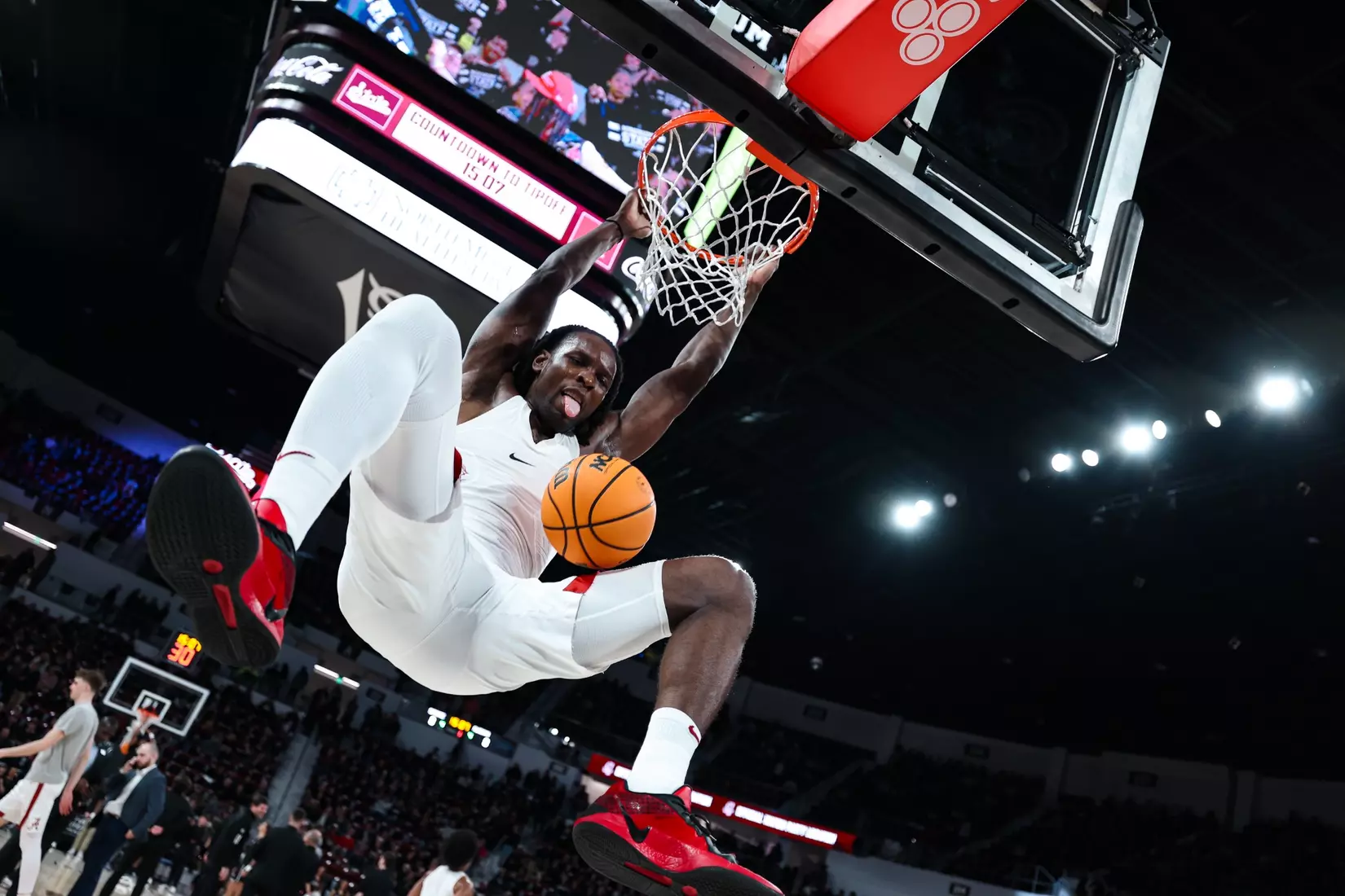 Alabama center Clifford Omoruyi (11) dunks the ball against MSU at Humphrey Coliseum in Starkville, Mississippi on Wednesday, Jan 29, 2025.
