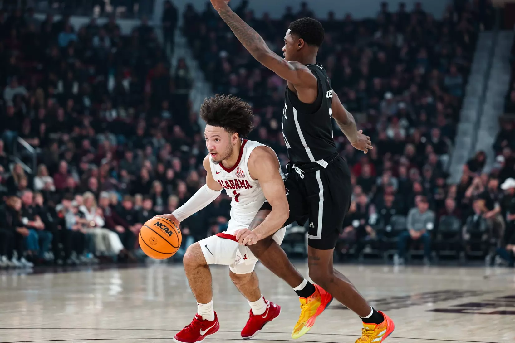 Alabama guard Mark Sears (1) drives to the rim against MSU at Humphrey Coliseum in Starkville, Mississippi on Wednesday, Jan 29, 2025.