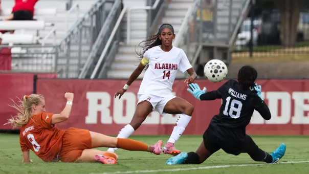 Gianna Paul scoring a goal against Texas