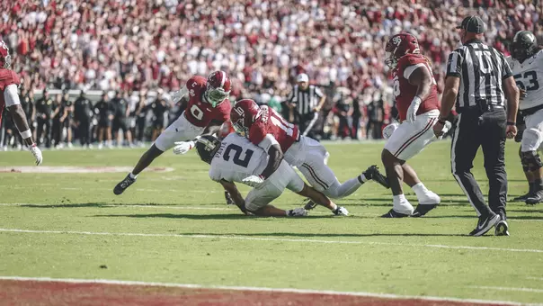 Justin Jefferson tackle versus Vanderbilt