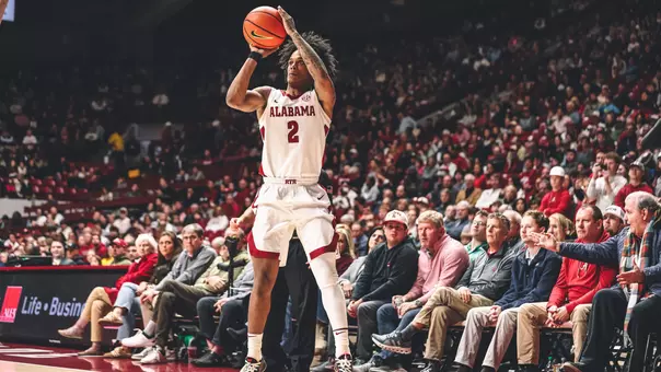 Aden Holloway Jumper vs. Yale