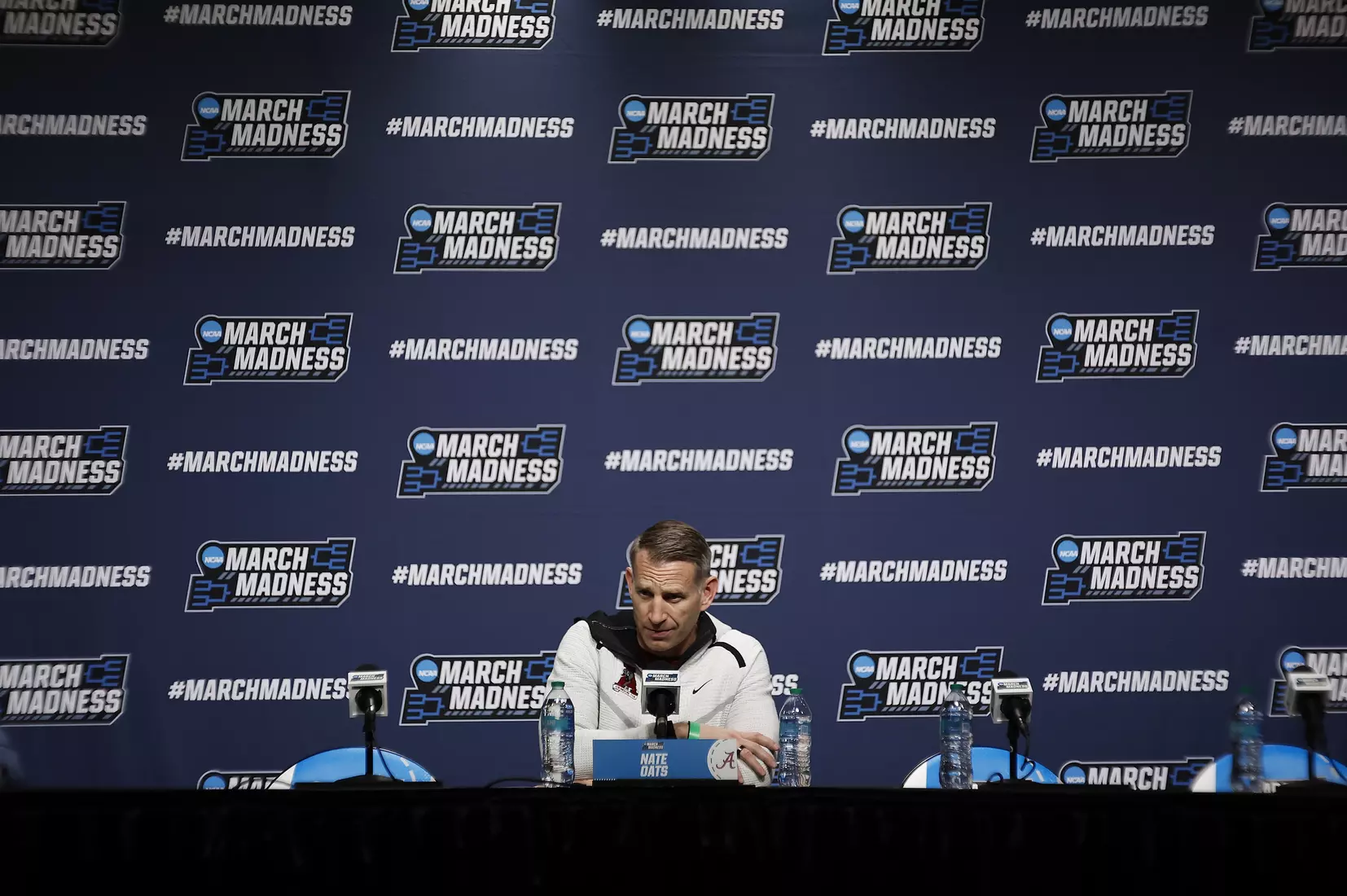 Alabama basketball coach Nate Oats speaks to the media at Rocket Arena in Cleveland, OH on Saturday, Mar 22, 2025.