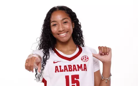 4/10/25 WBB Recruit
Ta’Mia Scott
Photo by Rodger Champion