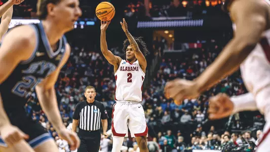 Aden Holloway Jumper vs. BYU