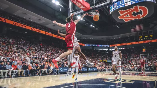 Grant Nelson Dunk at Auburn