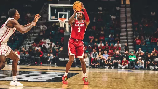 Latrell Wrightsell Jr. Jumper vs. Houston