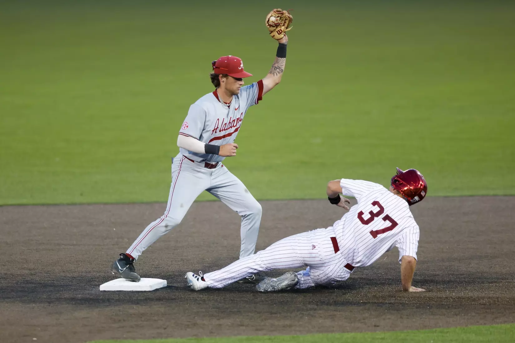 Alabama Baseball Player Jon Young Jr. (31) in action against Troy at Riddle-Pace Field in Troy, AL on Tuesday, May 6, 2025.
Photo by Robert Sutton