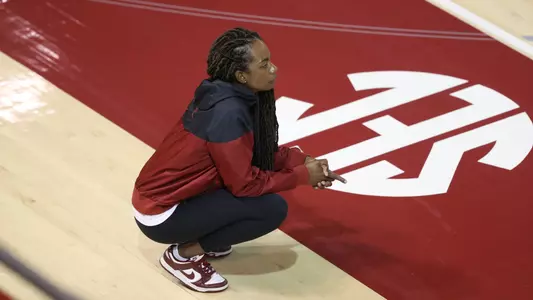 Alabama head volleyball coach Rashinda Reed