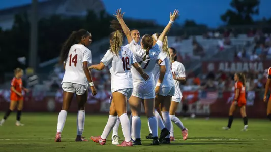 Larkin Celebrates goal with teammates