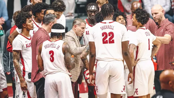 Men's Basketball Huddle vs. USF