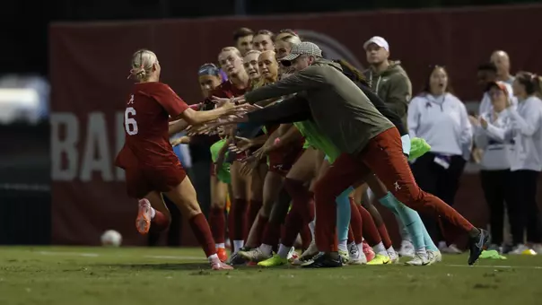 Kiley Kukan (6) celebrates with the bench after scoring a goal vs. Vanderbilt (Oct. 18, 2026)