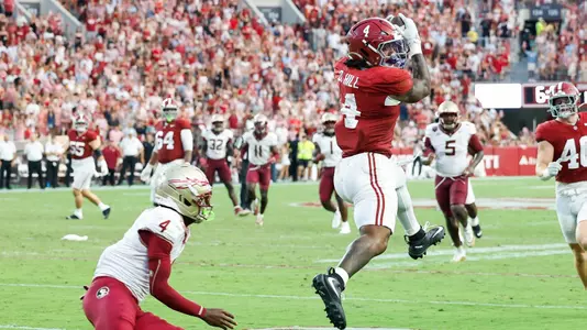 Daniel Hill catching a pass