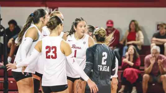 10/23/26 WVB Alabama vs Arkansas
Photo by Crimson Tide Photos