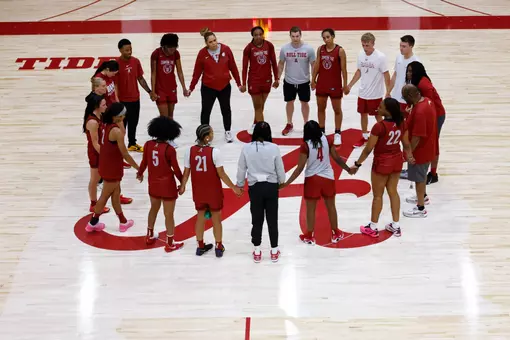 WBB Team Huddle after practice