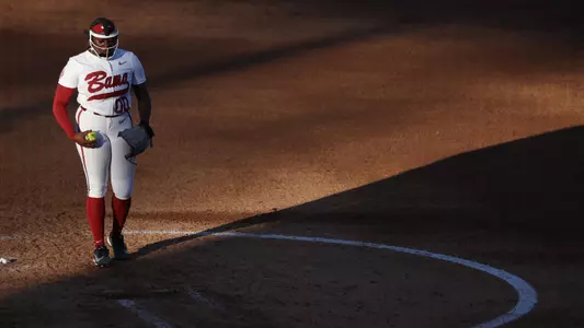 Vic Moten (#00) stands ready in the circle against Purdue (Feb. 13, 2026)