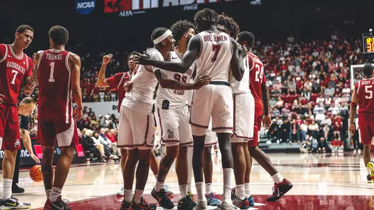 Men's Basketball Huddle vs. Arkansas
