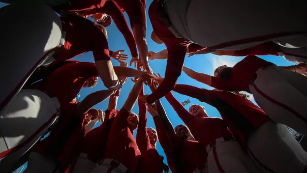 Alabama softball players huddle pregame vs. Missouri (March 21, 2026)