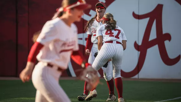 Lauren Johnson (88) celebrates after a diving catch vs. Jax State (March 25, 2026)