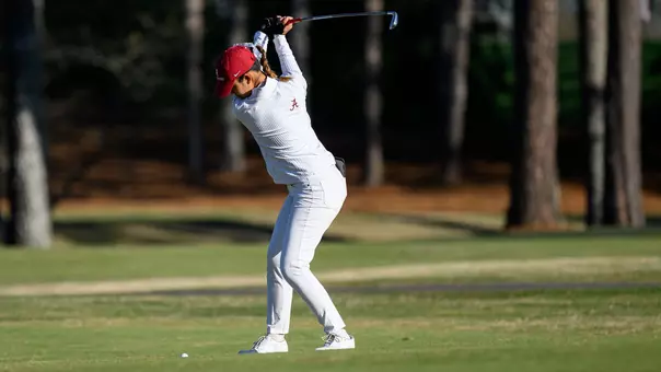 Natachanok Tunwannarux Iron Shot at Liz Murphey