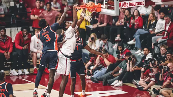 Aiden Sherrell Dunk vs. Auburn