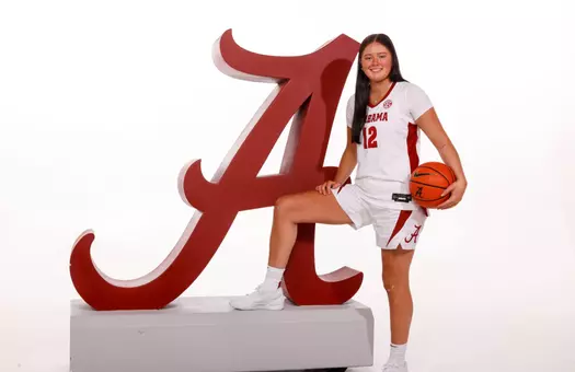 WBB Brooke Coffey Signee