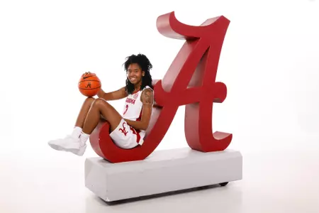 WBB Signee - Kylie Torrence