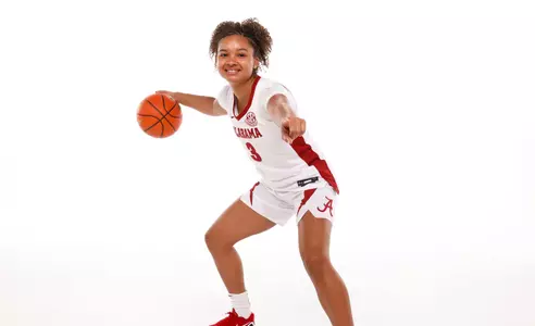 WBB Signee - Alayna West