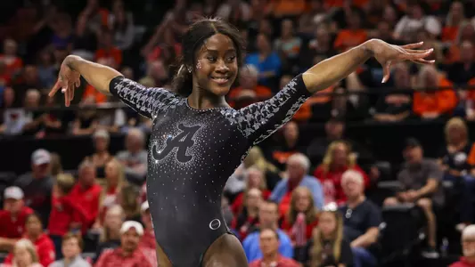 4/3/26 WGY Alabama vs NCAA Regionals
Alabama Gymnast Azaraya Ra-Akbar (Fr.)
Photo by Jeff Hanson