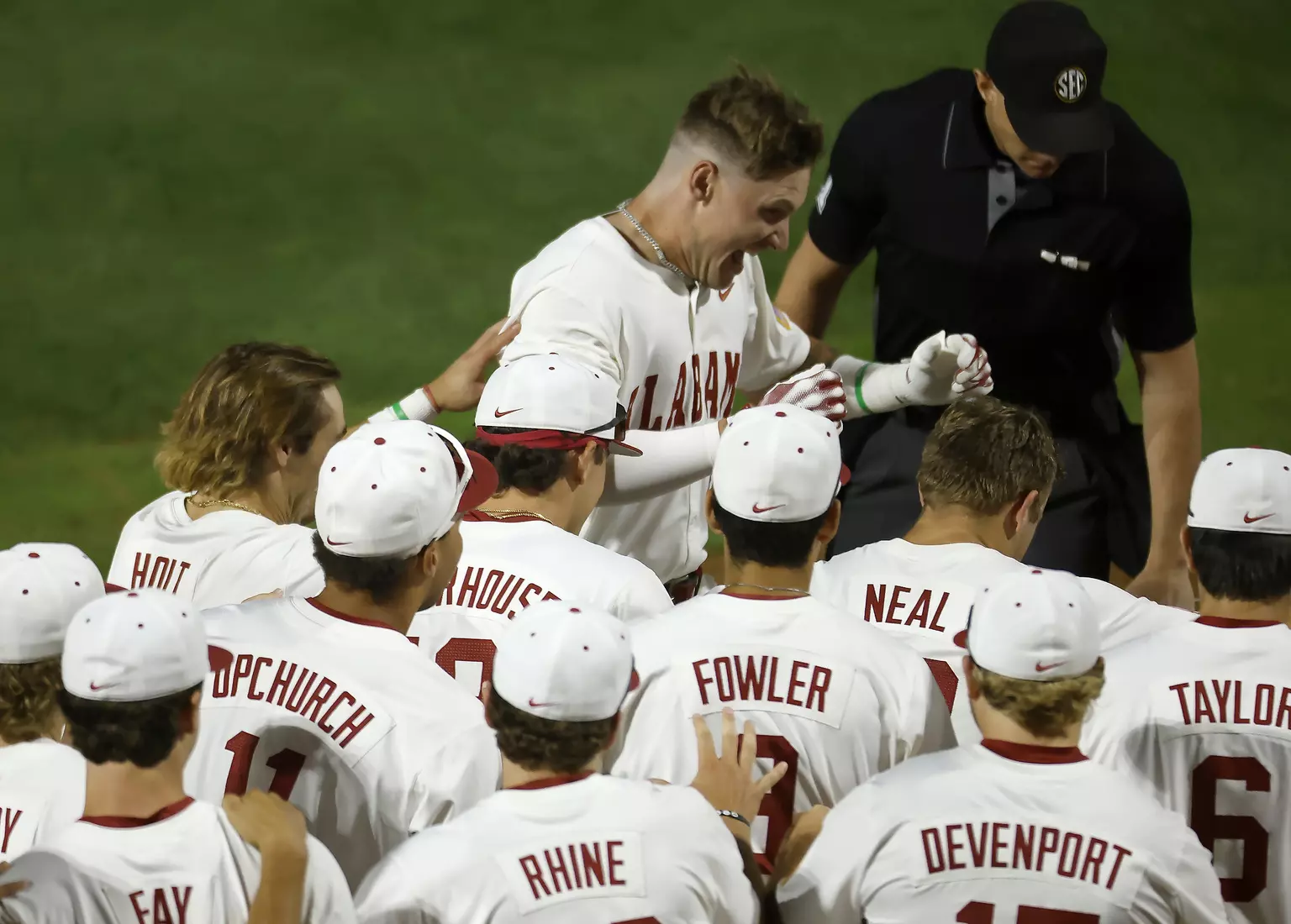 Alabama Baseball Player John Lemm (33) celebrates a walk off home run against Vanderbilt at Sewell-Thomas Stadium in Tuscaloosa, AL on Thursday, Apr 30, 2026.