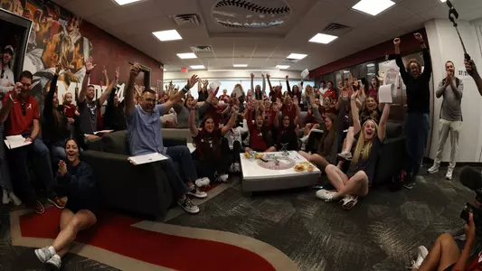 Alabama softball celebrates after earning the No. 1 overall seed on the NCAA Selection Show (May 10, 2026)