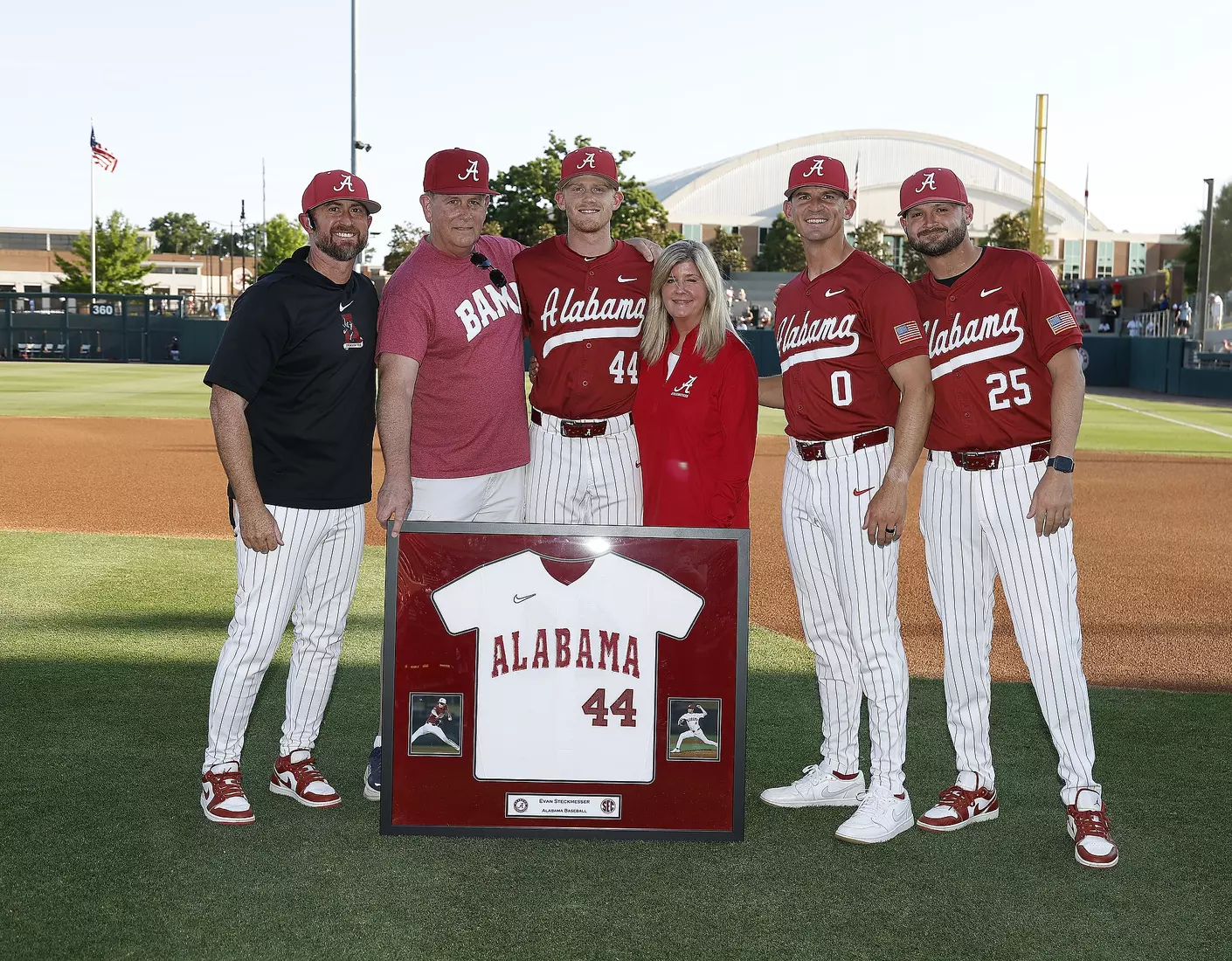 Alabama Baseball Player Evan Steckmesser (44) celebrates Senior Day with his coaches and family prior to taking on Ole Miss at Sewell-Thomas Stadium in Tuscaloosa, AL on Friday, May 15, 2026.
