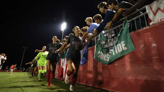 Alabama soccer players high five fans postgame vs. Troy (Aug. 27, 2026)